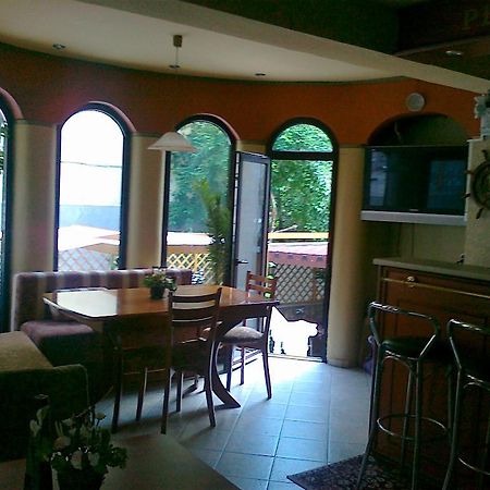 Antik Hotel Варна Экстерьер фото