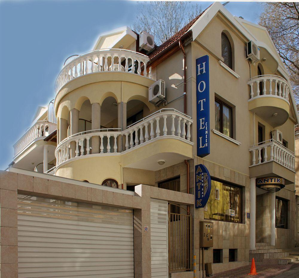 Antik Hotel Варна Экстерьер фото