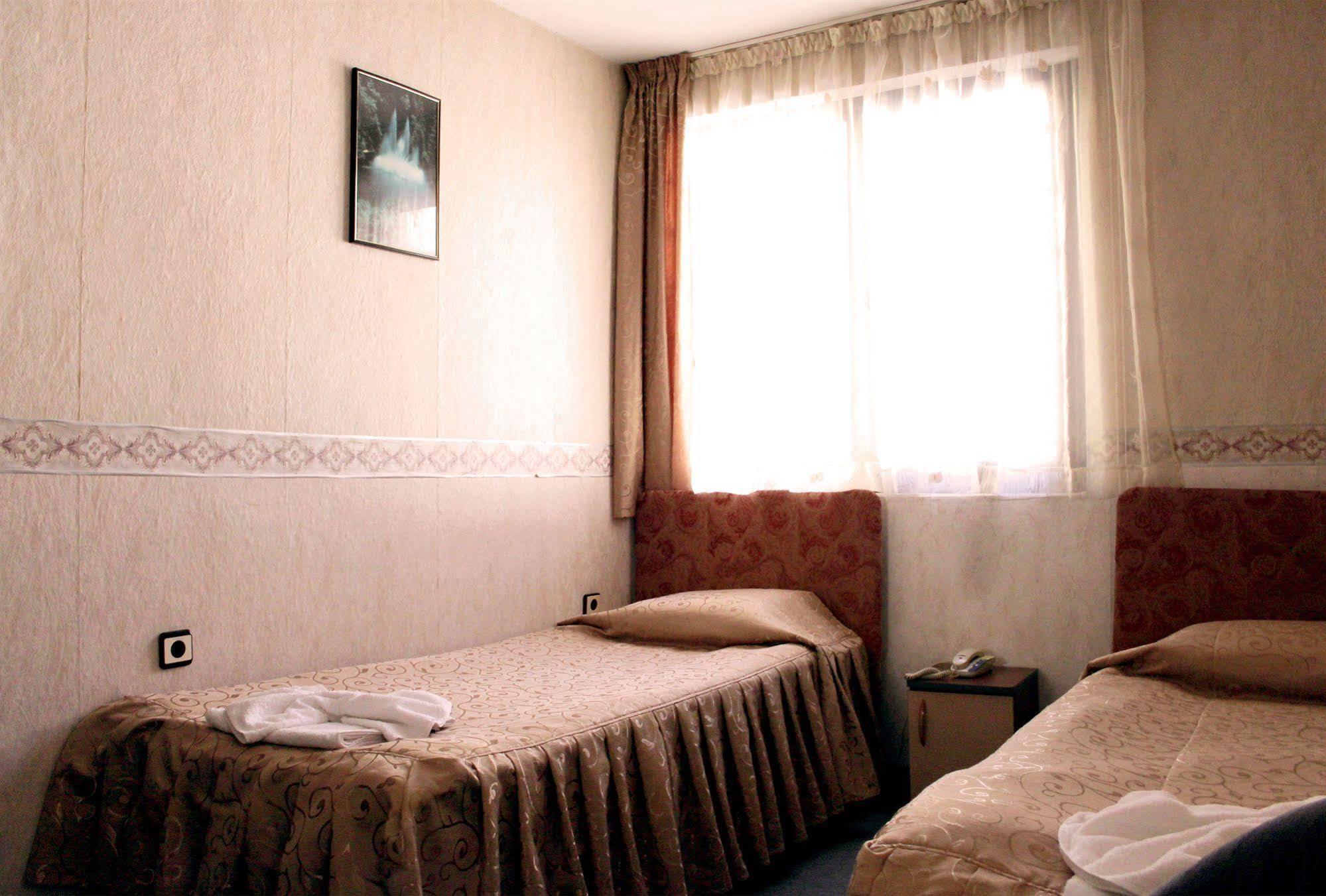 Antik Hotel Варна Экстерьер фото