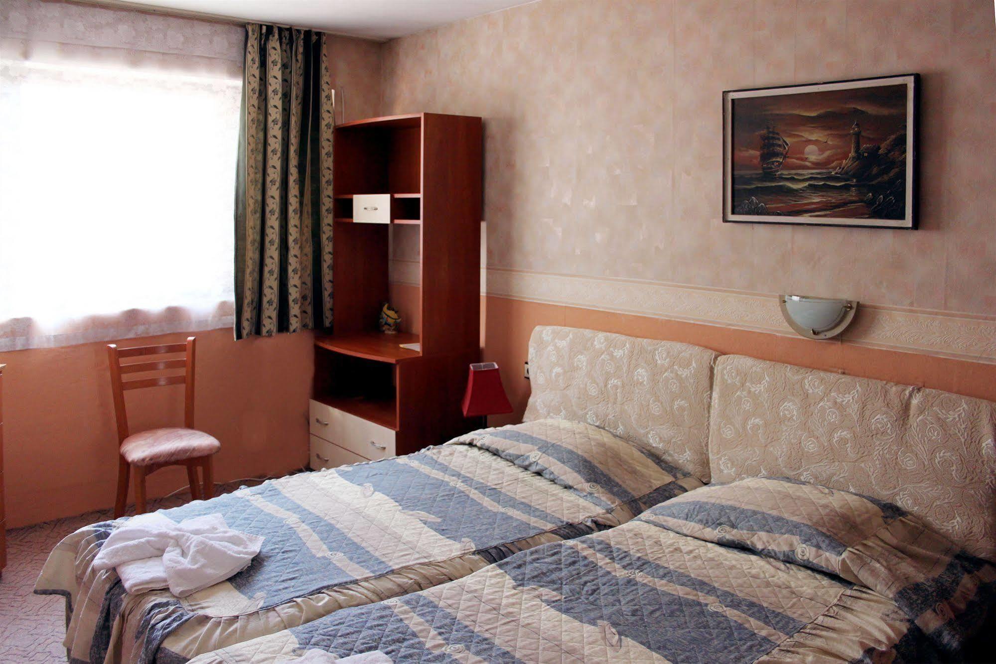 Antik Hotel Варна Экстерьер фото
