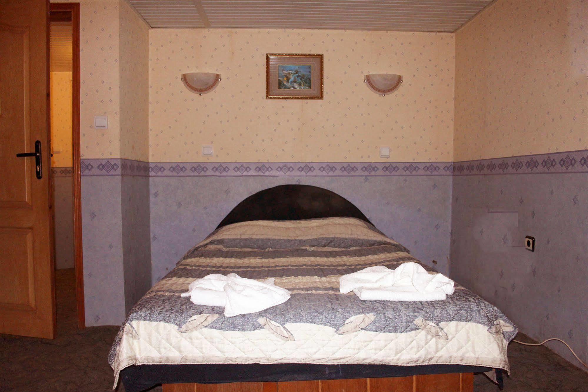 Antik Hotel Варна Экстерьер фото