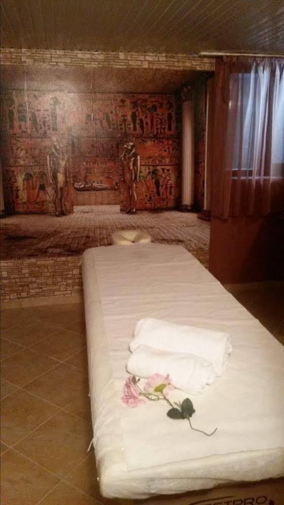 Antik Hotel Варна Экстерьер фото