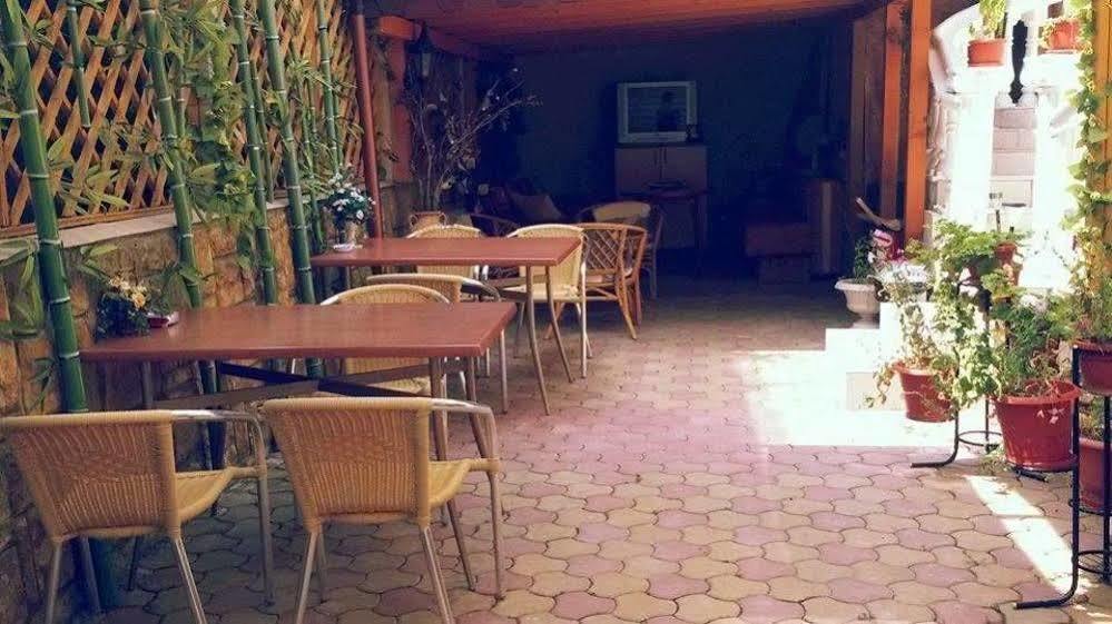Antik Hotel Варна Экстерьер фото